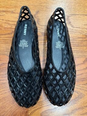 Old Navy Black Women's Lattice Slip-On Jelly Flats